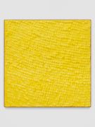 <p>米尔科&middot;巴泽吉亚，<em>Yellow Square</em>，2020，纸缝在亚麻布上，落叶松木外框，110 x 110 x 3.3 cm，图片：Stefan Altenburger</p>
