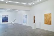 <p>展览现场，<em>FEELINGS OF THE SEASON</em>, 麦勒画廊 北京-卢森，瑞士卢森，2022年12月7日 - 2023年2月4日</p>
