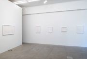 <p>展览现场，<em>空/不空</em>，麦勒画廊，瑞士卢塞恩，2020年9月3日 - 10月31日</p>
