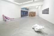 <p>展览现场，<em>借尸还魂</em>，麦勒画廊 北京-卢森，瑞士卢森，2013年2月1日 &ndash; 2013年3月30日</p>
