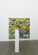 <p>展览现场，<em>Das Kind Muss Raus 生</em>，麦勒画廊 北京-卢森，中国北京，2014年5月3日 &ndash; 7月6日</p>
