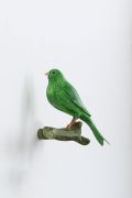 <p isrender="true">托比亚斯&middot;雷贝格，<em>Green Zippy (7 Year)</em>，2014，陶瓷着色，约14 x 26 x 17 cm</p>
