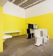 <p>Exhibition view, <em>Liu Ding's Store</em>, Galerie Urs Meile, Beijing, China, 13.11.2010&nbsp;&ndash; 16.1. 2011</p>
