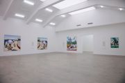 <p>展览现场，<em>荣与耻</em>，主办方：麦勒画廊，协办方：站台中国当代艺术机构，展览地点：站台中国当代艺术机构，中国北京，2016年9月10日 － 10月23日</p>
